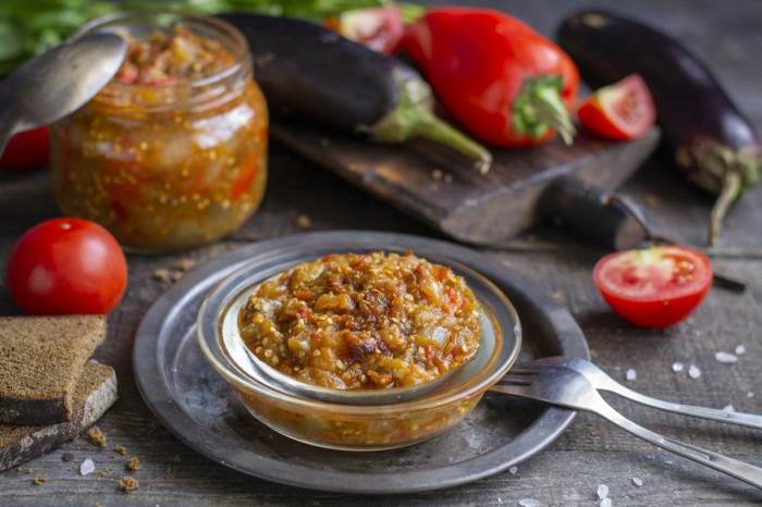 Икра бывает черная, красная и… баклажанная