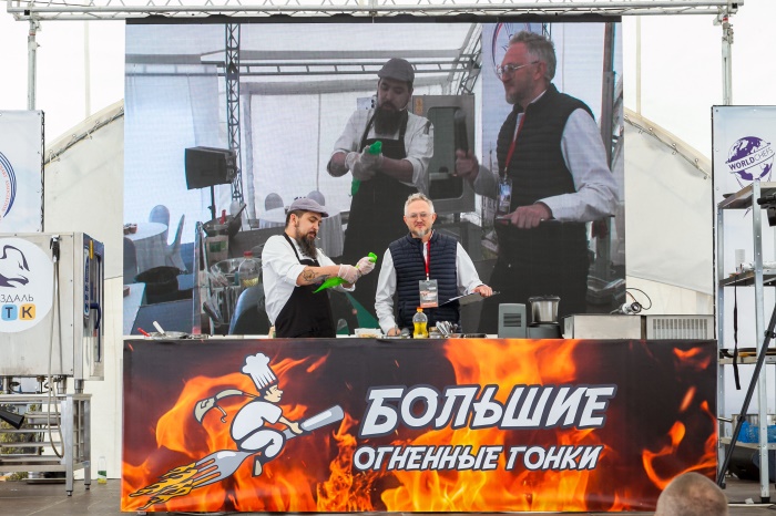 Большие огненные гонки. "Суздаль жарит!"