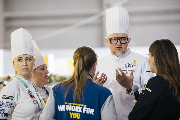 Фото