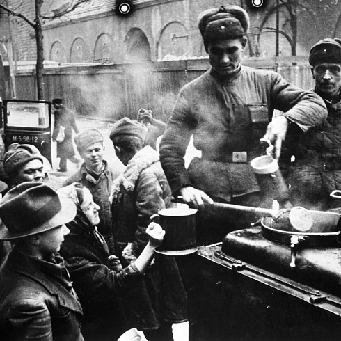 Накормить на линии огня