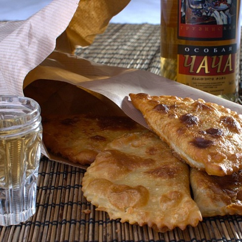 Беляши и чебуреки – жирно, но вкусно