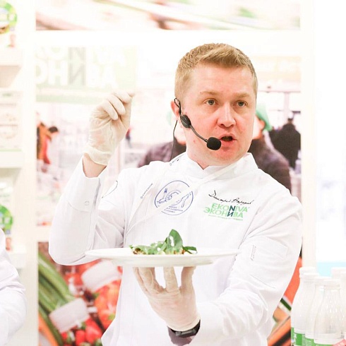 Дмитрий ВЫРОДОВ: «Во! Воронеж! Не догонишь!»