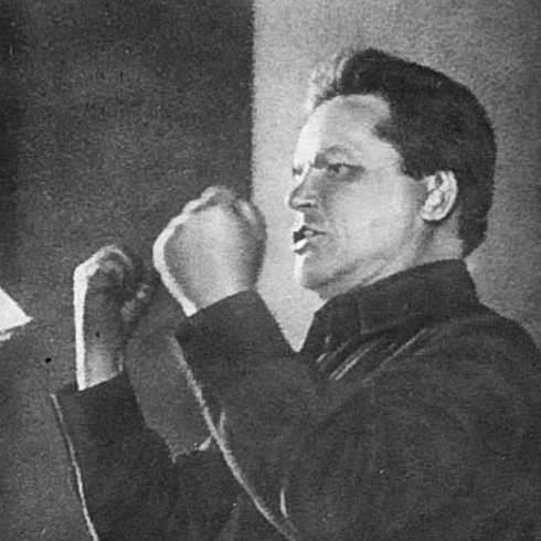 Сергей Киров на трибуне