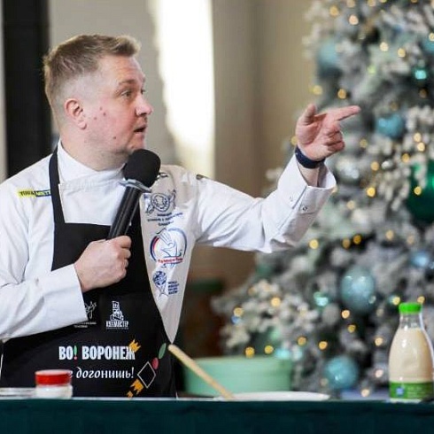Дмитрий ВЫРОДОВ: «Во! Воронеж! Не догонишь!»