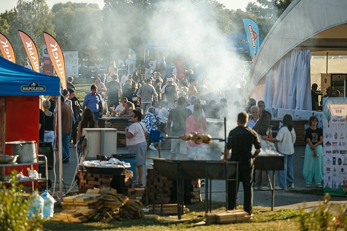 Фото