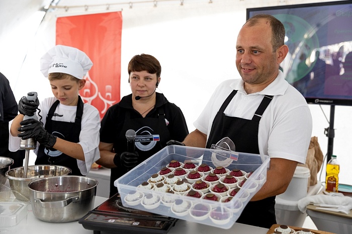 Фото